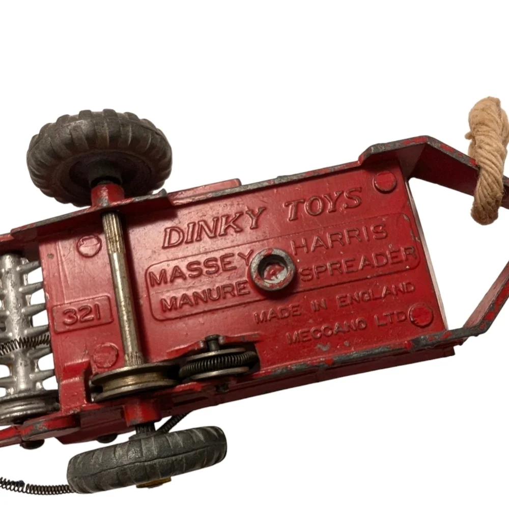 DINKY TOYS Vintage Manure Spreader Massey-Harris Diecast Miniature Matchbox Red